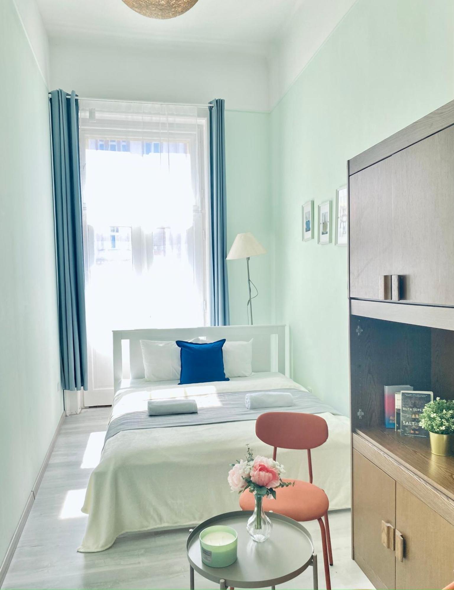 בודפשט Baross Apartment With Convenience And Style מראה חיצוני תמונה