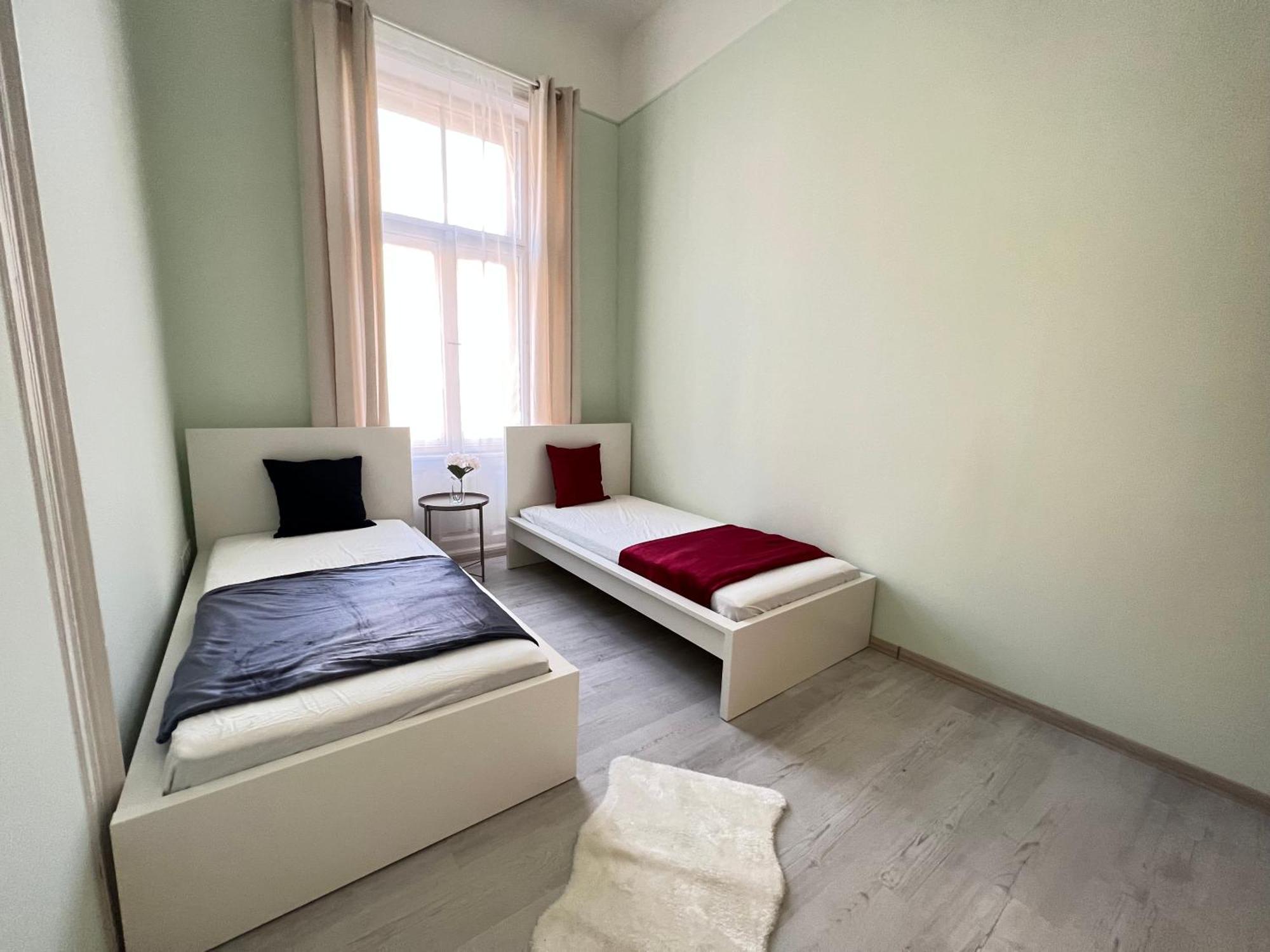 בודפשט Baross Apartment With Convenience And Style מראה חיצוני תמונה