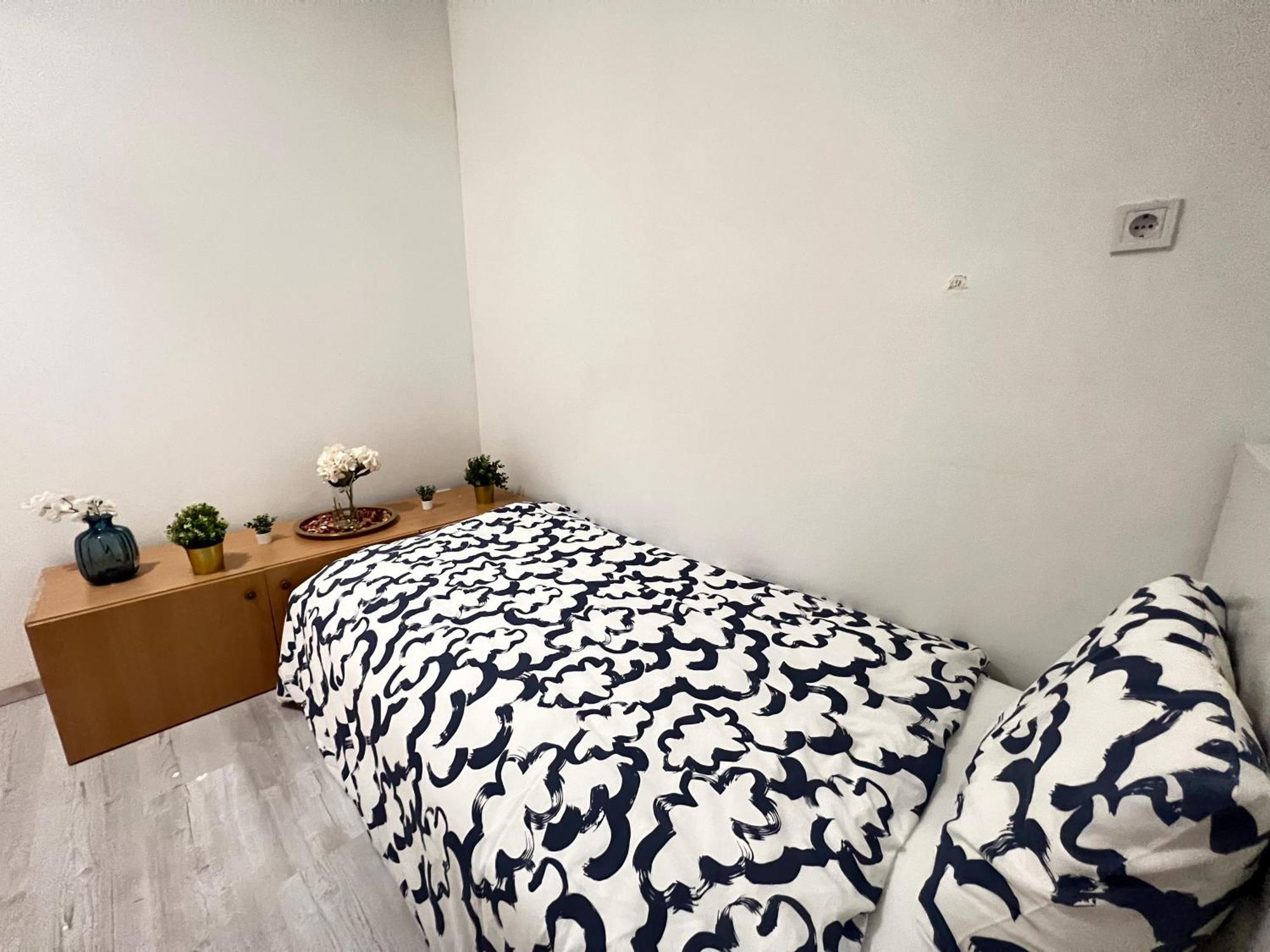 בודפשט Baross Apartment With Convenience And Style מראה חיצוני תמונה
