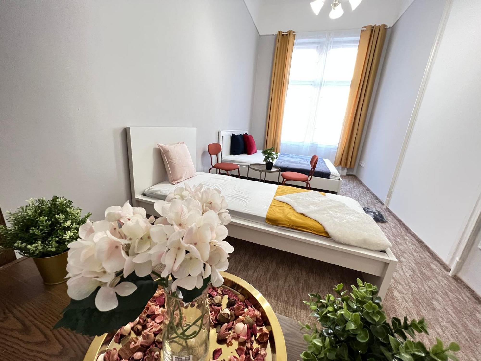 בודפשט Baross Apartment With Convenience And Style מראה חיצוני תמונה