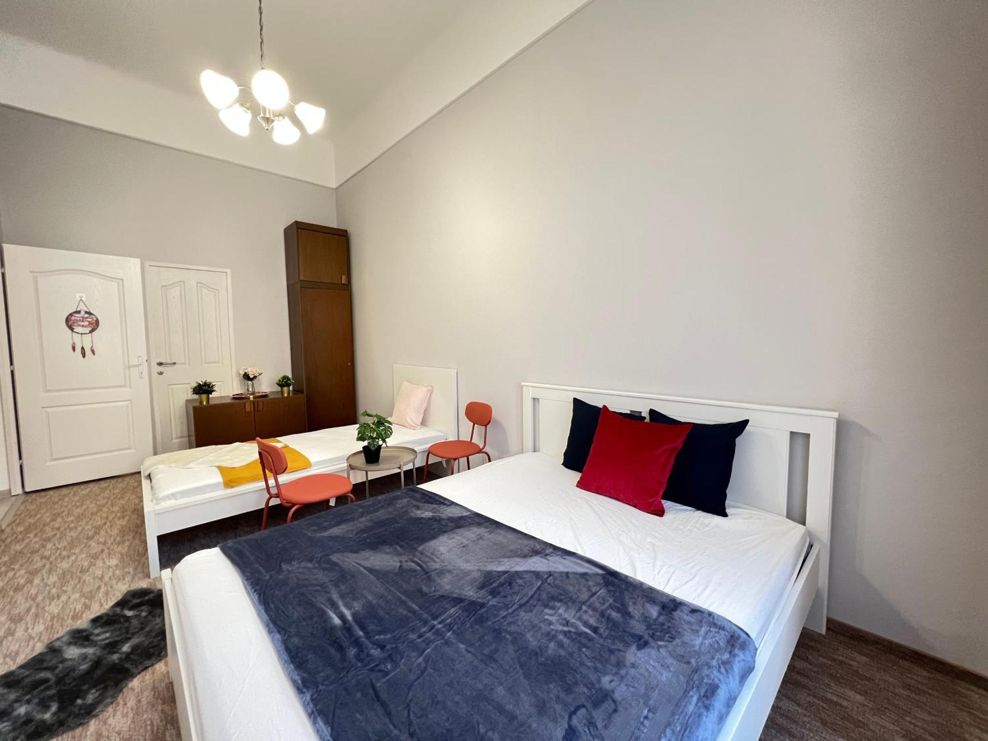 בודפשט Baross Apartment With Convenience And Style מראה חיצוני תמונה